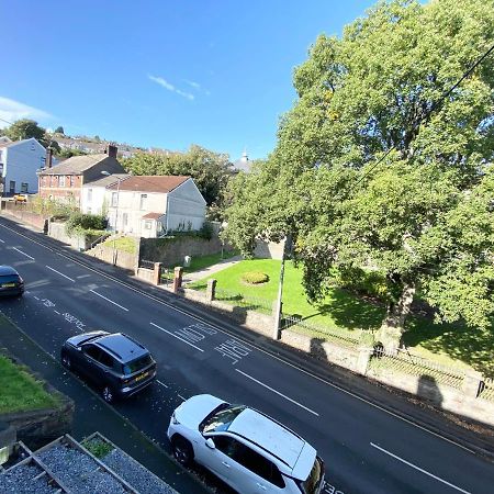Budget Stay, Shared Guest House, R1 Mount Pleasant Hill Swansea Dış mekan fotoğraf