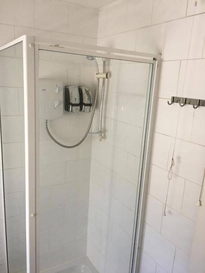 Budget Stay, Shared Guest House, R1 Mount Pleasant Hill Swansea Dış mekan fotoğraf