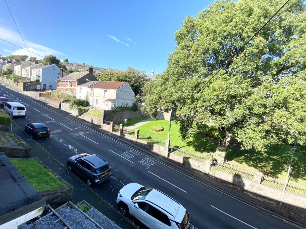 Budget Stay, Shared Guest House, R1 Mount Pleasant Hill Swansea Dış mekan fotoğraf